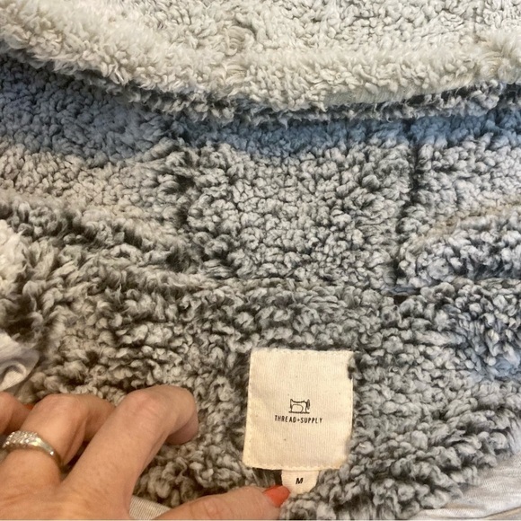 Thread & Supply Brandon Cozy Fleece Jacket, size Medium - Picture 12 of 13